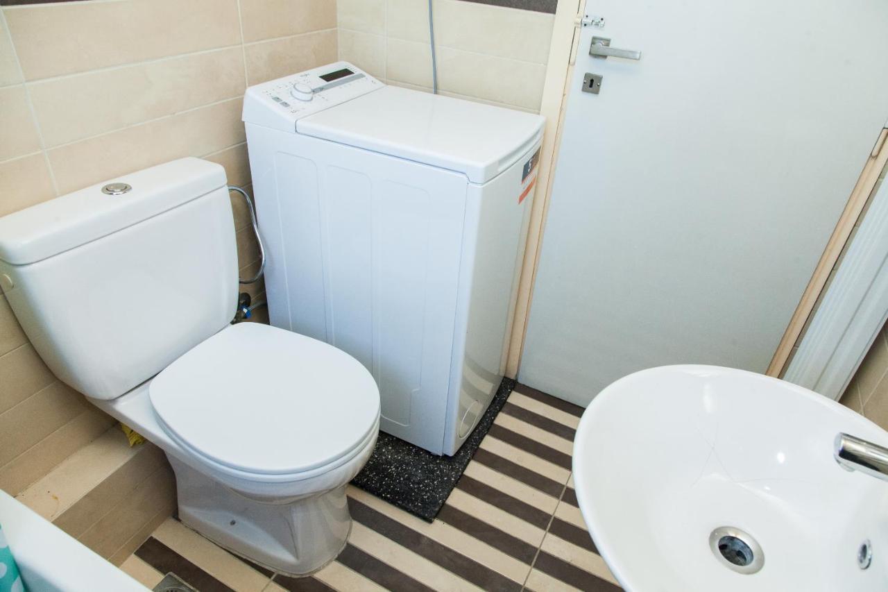 Bright Apt. With Lovely View In Lycabettus! Lejlighed Athen Eksteriør billede