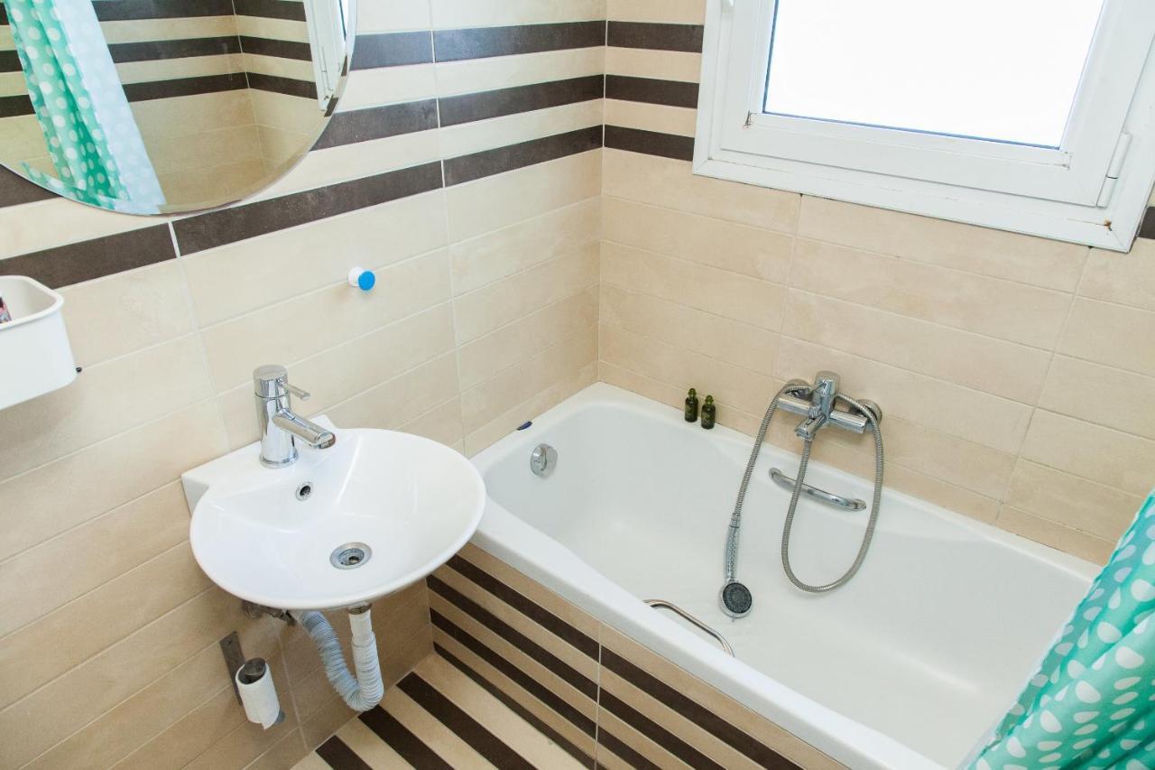 Bright Apt. With Lovely View In Lycabettus! Lejlighed Athen Eksteriør billede